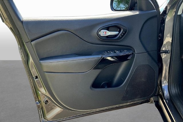 2023 Jeep Cherokee Altitude