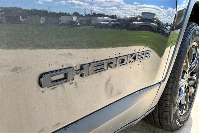 2023 Jeep Cherokee Altitude