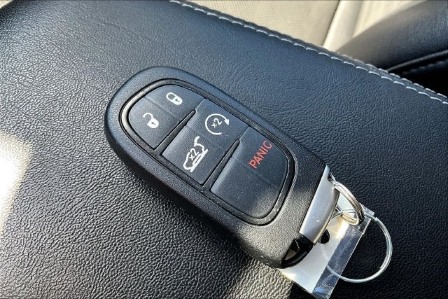 2023 Jeep Cherokee Altitude