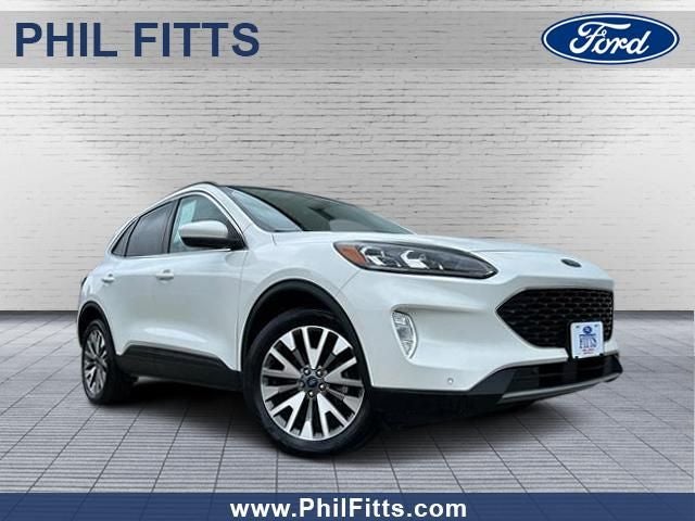 2022 Ford Escape Hybrid Titanium