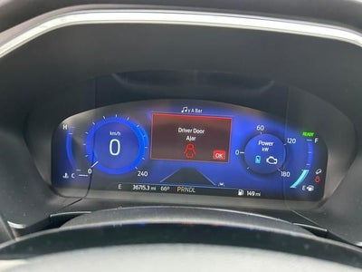 2022 Ford Escape Hybrid Titanium