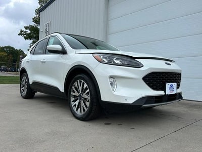2022 Ford Escape Hybrid Titanium
