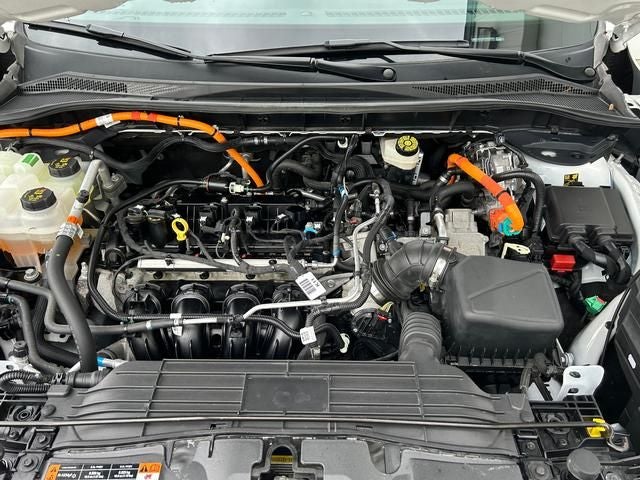 2022 Ford Escape Hybrid Titanium