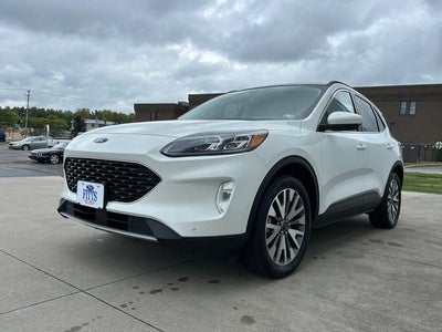 2022 Ford Escape Hybrid Titanium