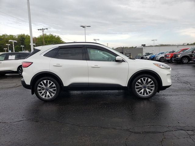 2022 Ford Escape Titanium
