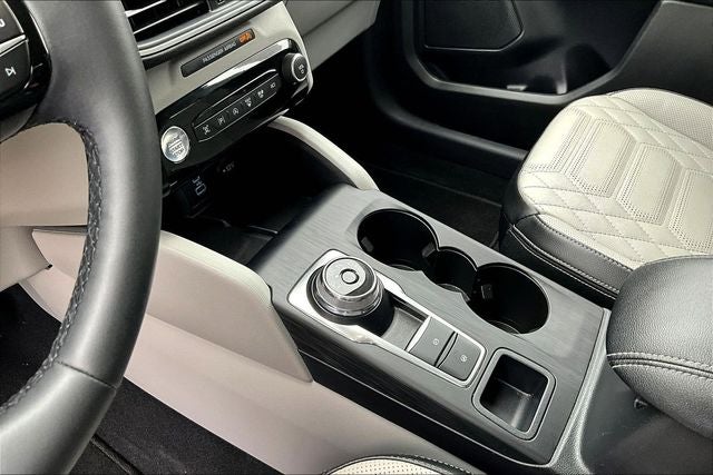 2023 Ford Escape Platinum