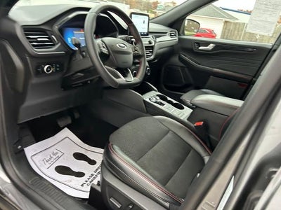 2025 Ford Escape ST-Line Select