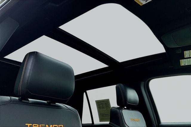 2025 Ford Expedition Tremor