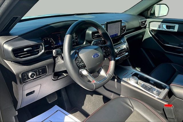 2023 Ford Explorer ST-Line