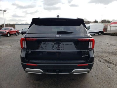 2025 Ford Explorer Platinum