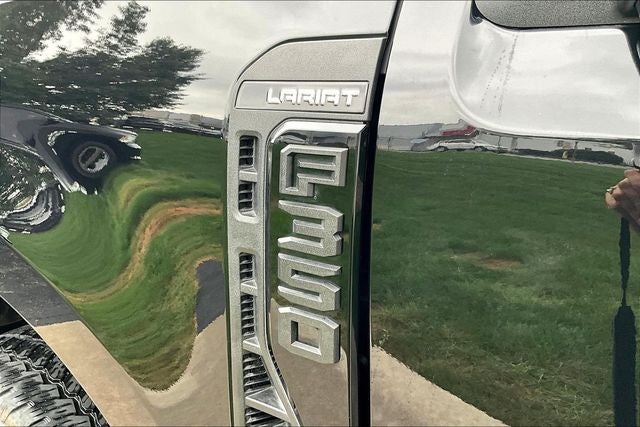 2025 Ford F-350SD Lariat