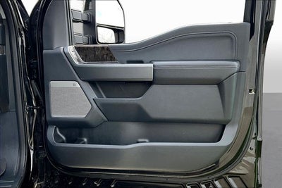2025 Ford F-350SD Lariat
