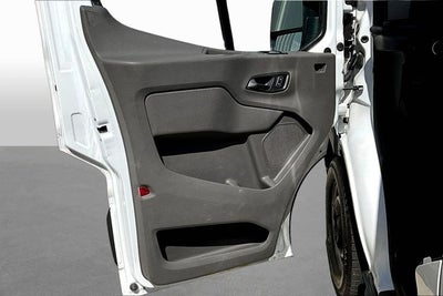 2022 Ford Transit-250 Base