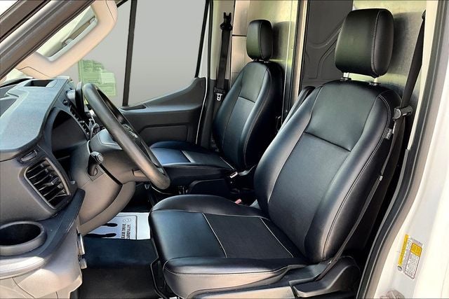 2022 Ford Transit-250 Base