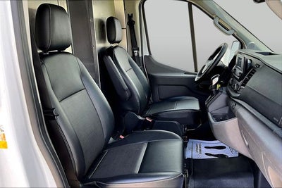 2022 Ford Transit-250 Base