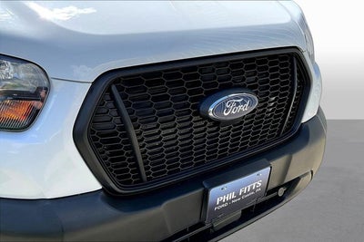 2022 Ford Transit-250 Base