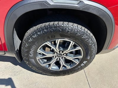 2024 GMC Acadia AT4