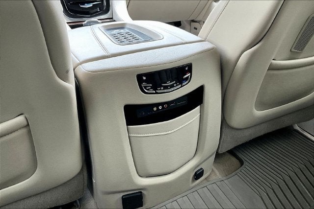 2016 Cadillac Escalade Luxury