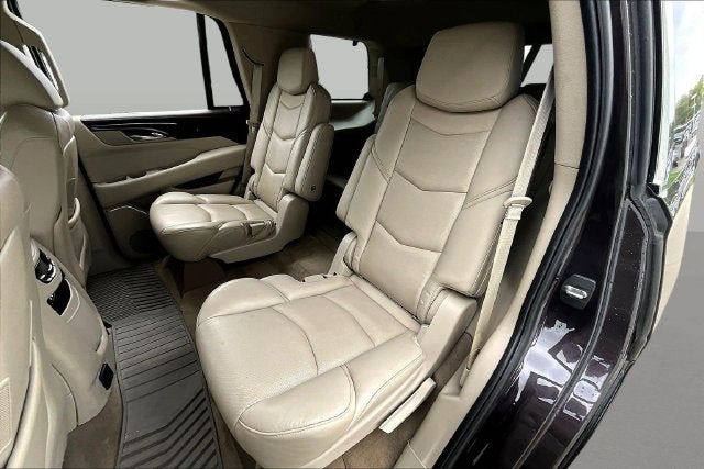2016 Cadillac Escalade Luxury