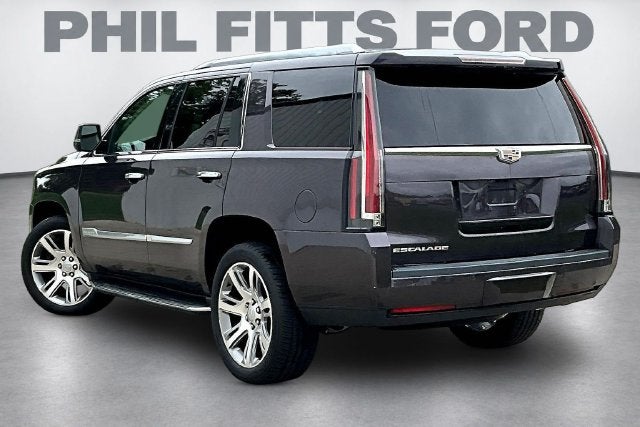 2016 Cadillac Escalade Luxury
