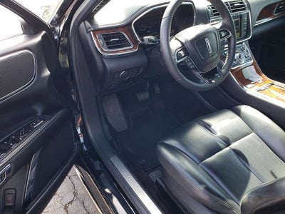 2018 Lincoln Continental Premiere