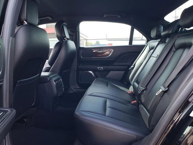 2018 Lincoln Continental Premiere