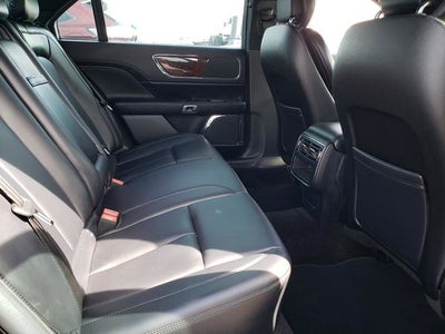 2018 Lincoln Continental Premiere