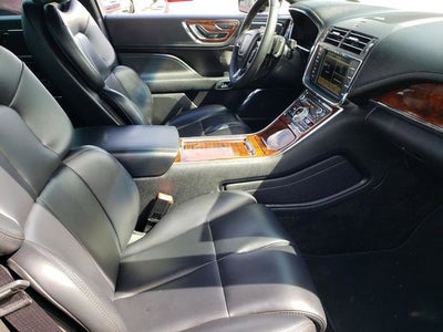 2018 Lincoln Continental Premiere