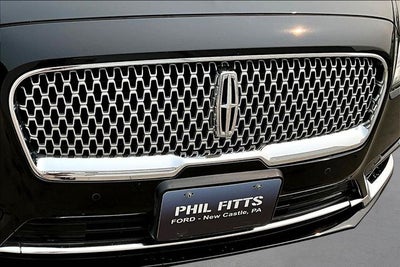 2018 Lincoln Continental Premiere