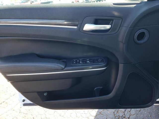 2018 Chrysler 300 Touring