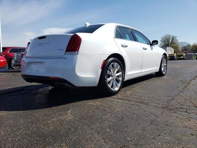 2018 Chrysler 300 Touring
