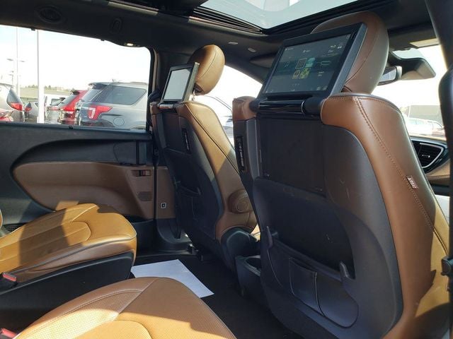 2020 Chrysler Pacifica Hybrid Limited