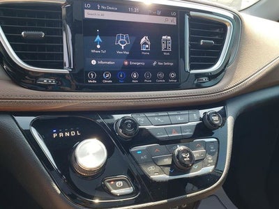 2020 Chrysler Pacifica Hybrid Limited