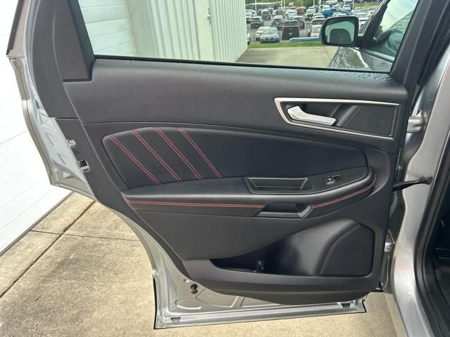 2022 Ford Edge ST Line