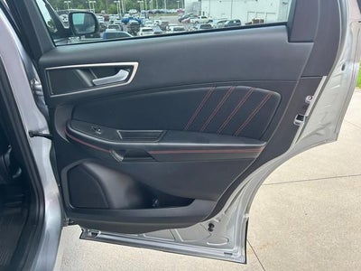 2022 Ford Edge ST Line