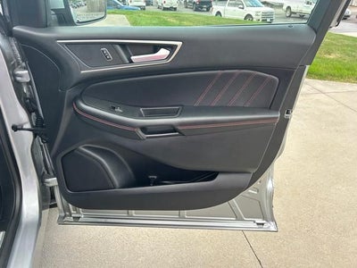2022 Ford Edge ST Line