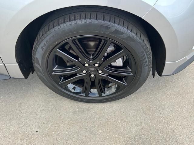 2022 Ford Edge ST Line