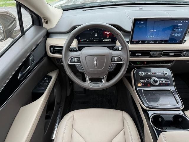 2022 Lincoln Nautilus Standard