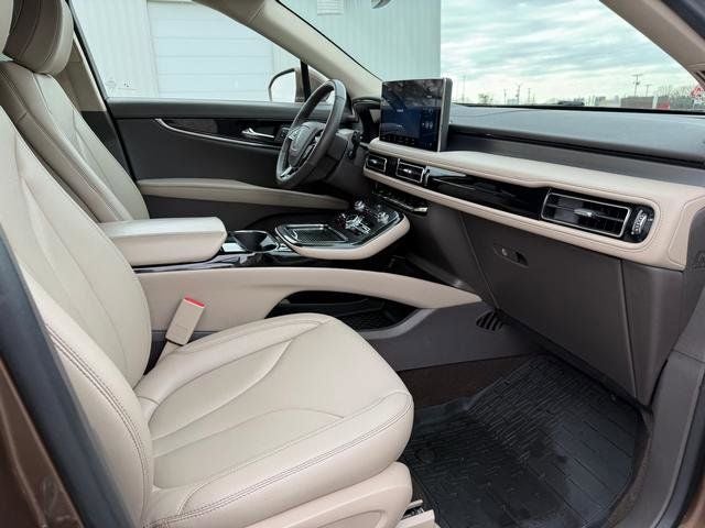 2022 Lincoln Nautilus Standard