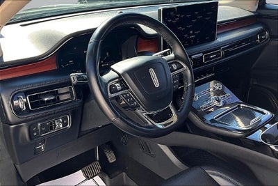2022 Lincoln Nautilus Reserve