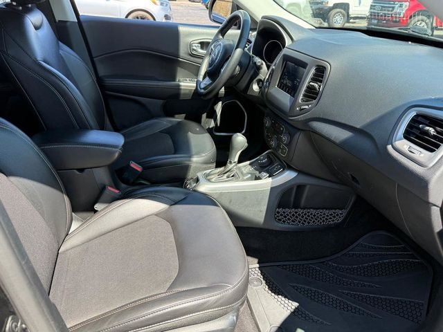 2017 Jeep New Compass Latitude