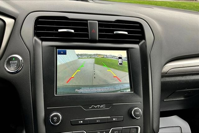 2020 Ford Fusion SE