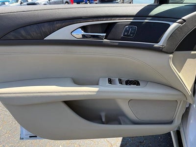 2018 Lincoln MKZ Select