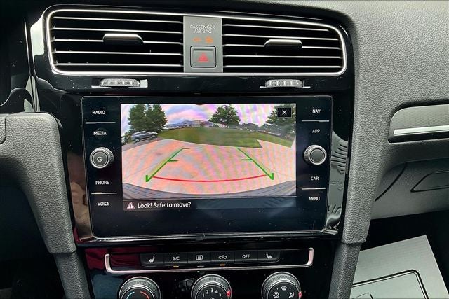 2021 Volkswagen Golf GTI 2.0T SE