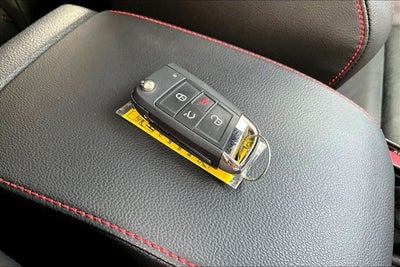 2021 Volkswagen Golf GTI 2.0T SE