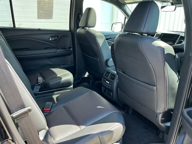 2022 Honda Pilot Black Edition