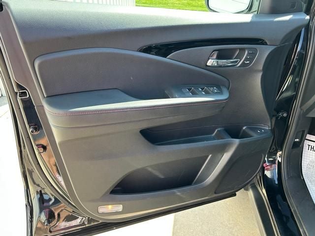 2022 Honda Pilot Black Edition