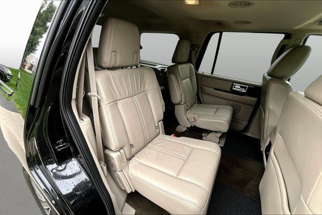2015 Lincoln Navigator Base