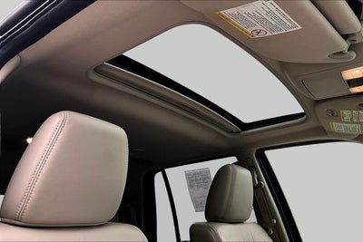 2015 Lincoln Navigator Base