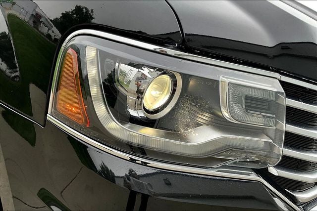 2015 Lincoln Navigator Base